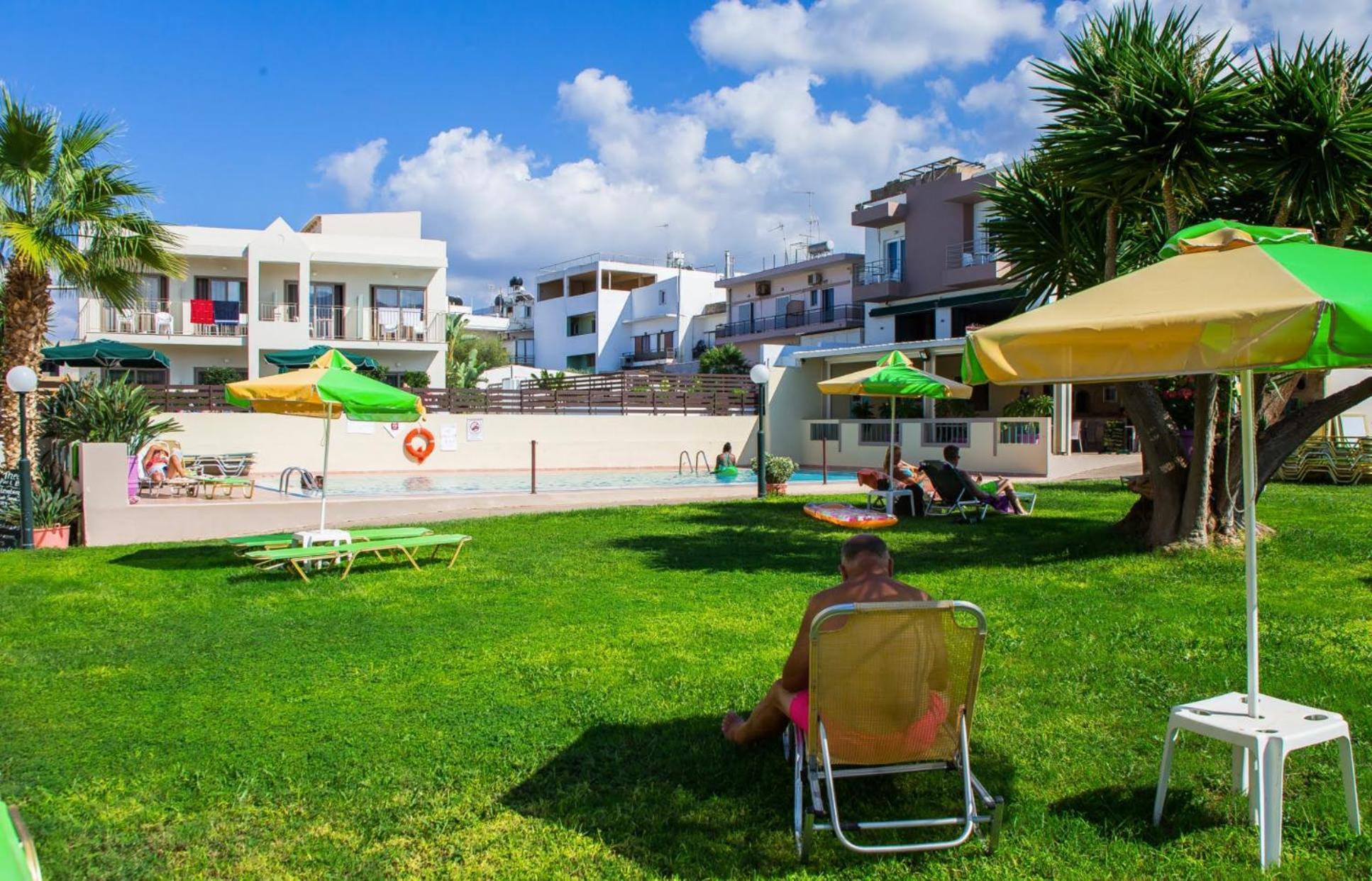 Theoni Apartments Малиа Экстерьер фото